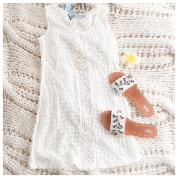 Solitaire Swim Tops - NWT Pretty White Sheer Lace Boho Swimsuit cover up