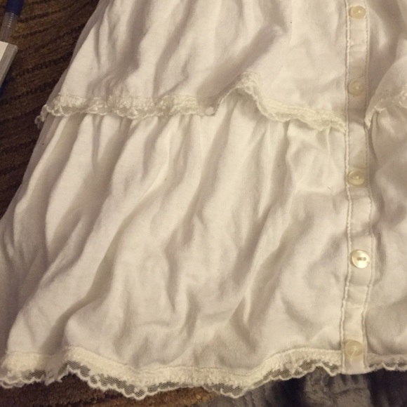 Hollister Ruffle Top - Picture 2 of 3