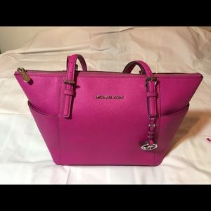 Michael kors shoulder bag