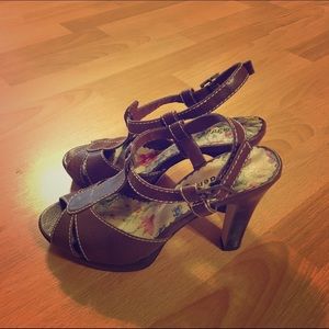 Madden Girl Brown Leather Buckle Strap Heels
