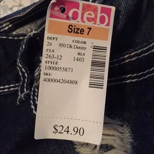 Size 7 Reign shorts