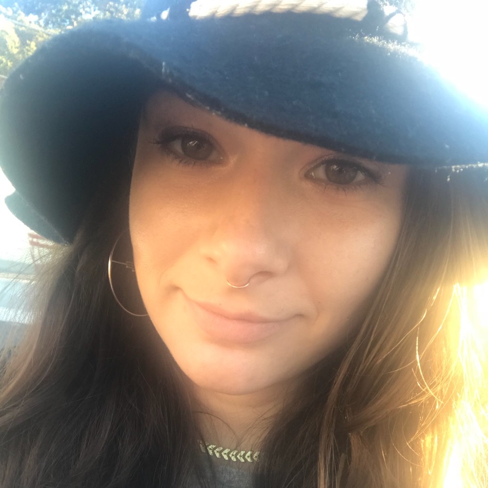 Meet your Posher, Leanne