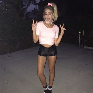 HOST PICK!!! Fluffy pink sweater crop