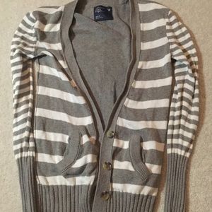 AE Cardigan