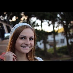 Meet your Posher, Bailey