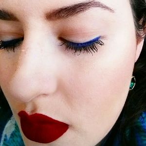 Meet your Posher, Emerald