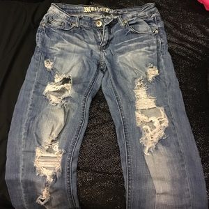 Distressed skinny jeans !
