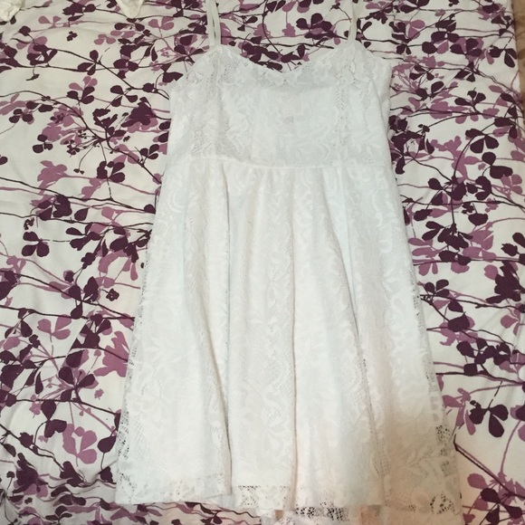 Sale ‼️ White Lace Dress