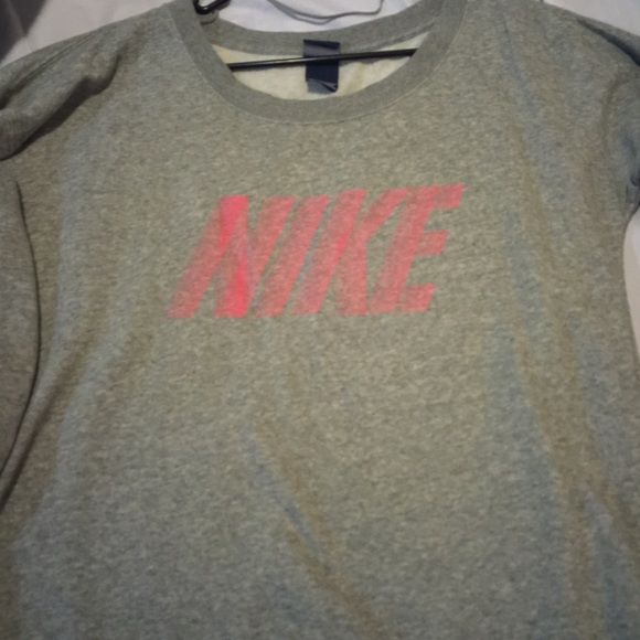 Nike pullover