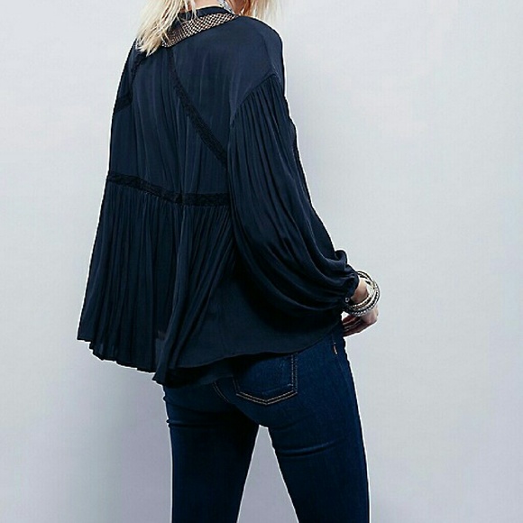 NWT Free people Dont Let Go Ppeasant Top - Picture 2 of 4