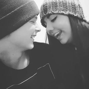 Meet your Posher, Kendra