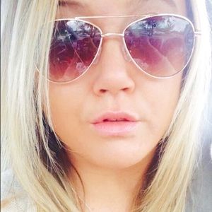 Meet your Posher, Tara