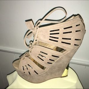 Kathleen by Los Angeles nude lace up wedges