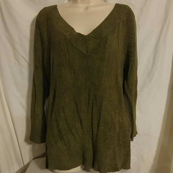 Plus Size 2X low cut front and back sweater