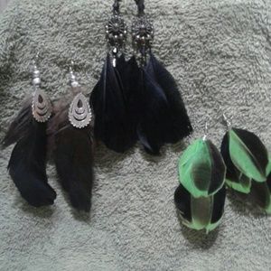 Lot of 3 feather earrings