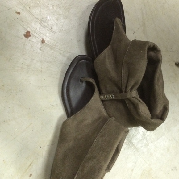 Slouch gladiators