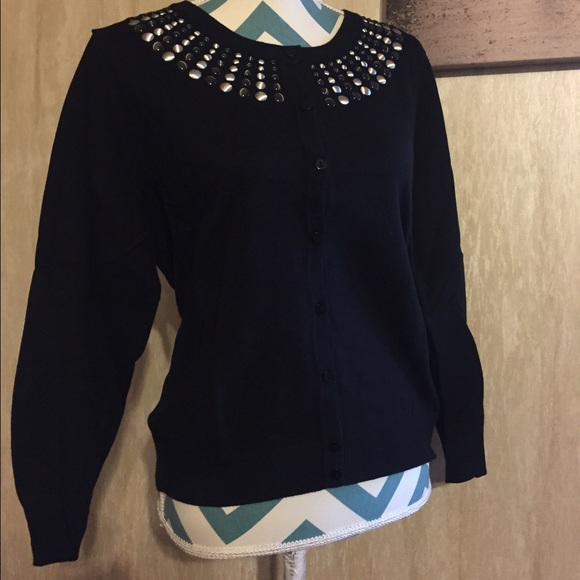 Sweaters - Button Up Cardigan