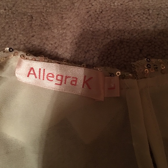 Sequined Peter Pan collar top - Picture 2 of 4