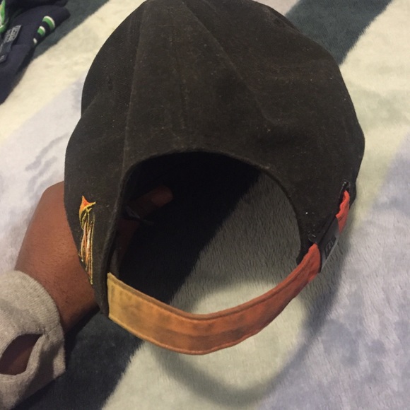 Snapback cap - Picture 2 of 2