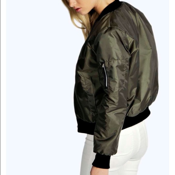 Lightweight khaki bomber.