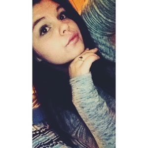 Meet your Posher, Haley