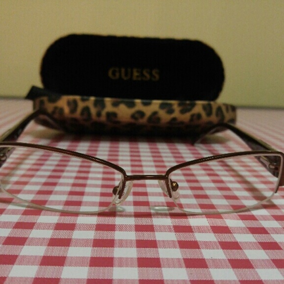 Guess Glasses with Case