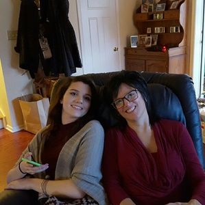 Meet your Posher, Lisa