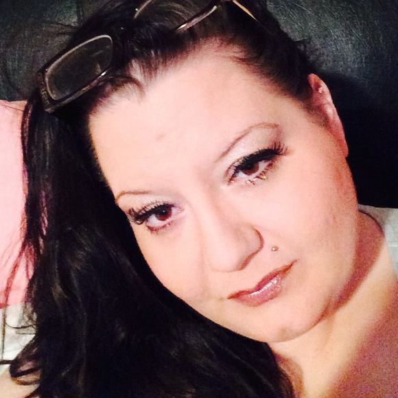 Meet your Posher, Missy