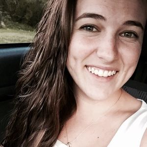 Meet your Posher, Shelby