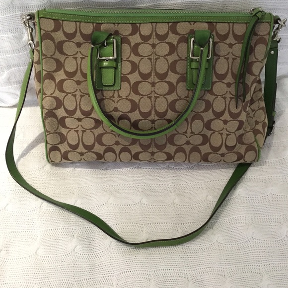Coach Signature stachel/ shoulder bag/crossbody - Picture 2 of 4