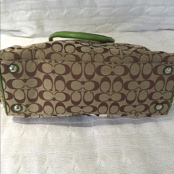 Coach Signature stachel/ shoulder bag/crossbody - Picture 3 of 4