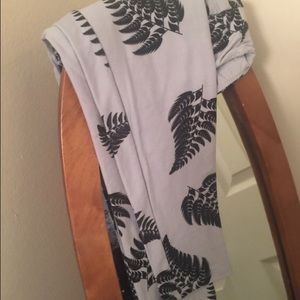 Bundle for @tnydncr06