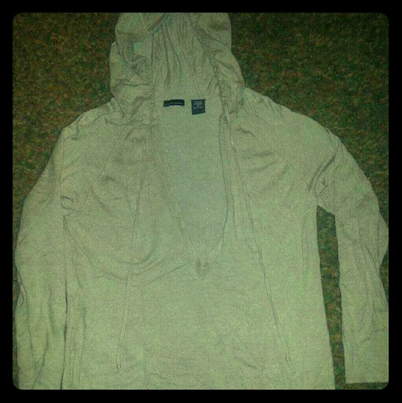 Moda International  beautiful top. Medium - Picture 1 of 3