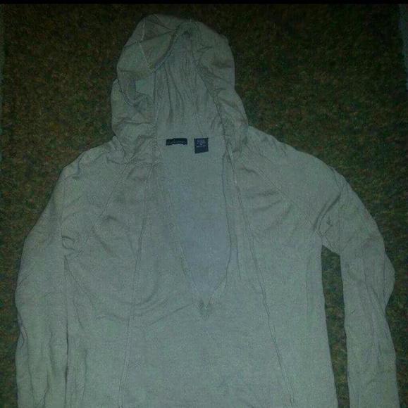 Moda International  beautiful top. Medium - Picture 3 of 3