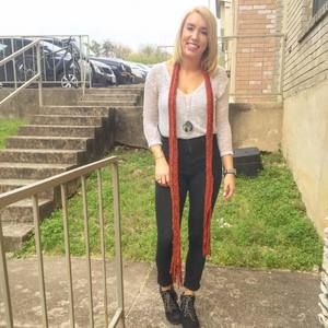 Meet your Posher, Tara