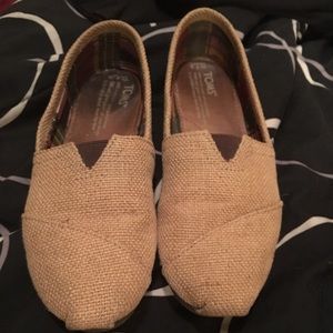 Burlap toms