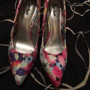 Floral Pointed toe heels