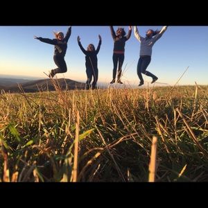 Meet your Posher, Emily