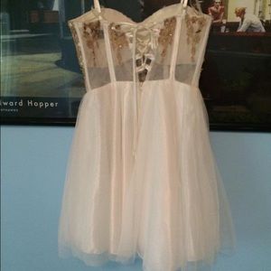 Short homecoming dress from Von maur worn once