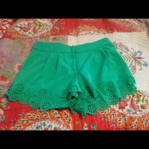 Cute green laser cut scallop shorts!