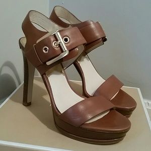 NIB Michael Kors Becca Platform Sandal
