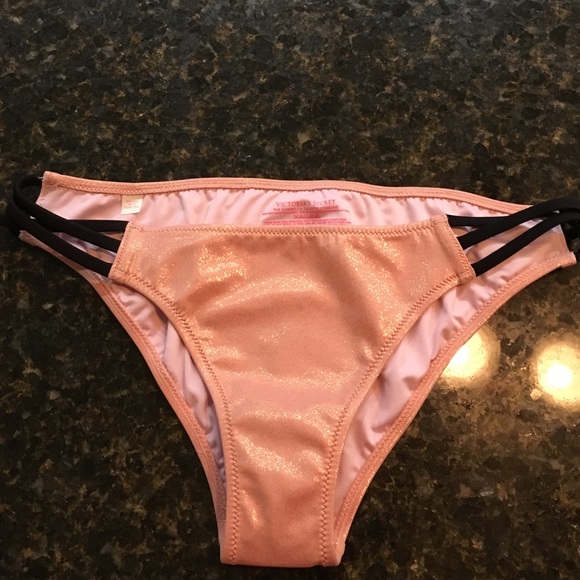 Victoria's Secret "The Cheeky" bottom
