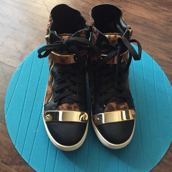 High top sneakers