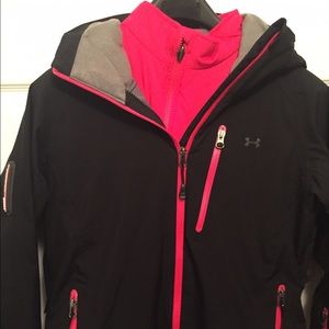Women's Under Armour 2 in 1 outerwear