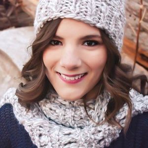 Meet your Posher, Julia