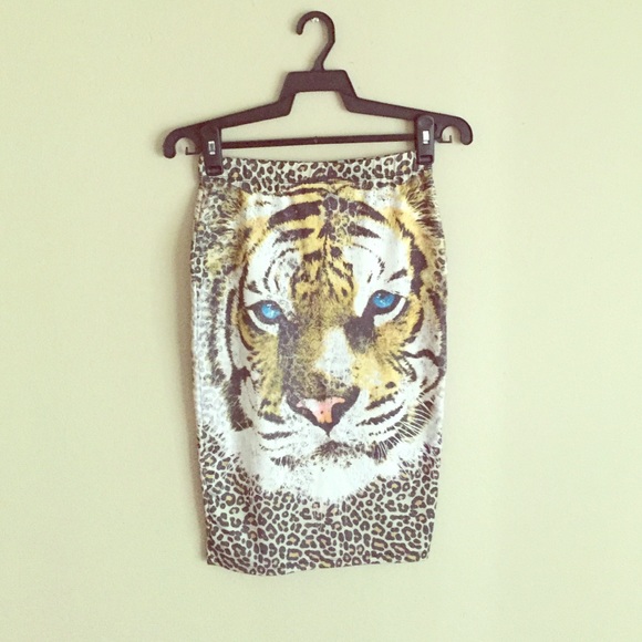 Body con skirt