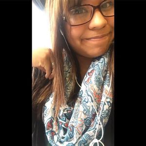 Meet your Posher, Eli