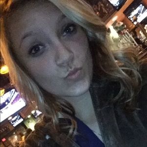 Meet your Posher, Haley