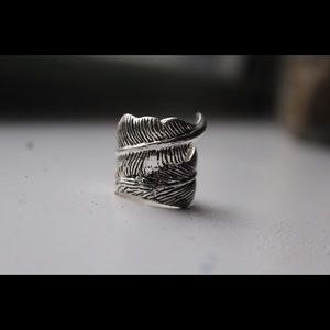 silver wrapped leaf ring