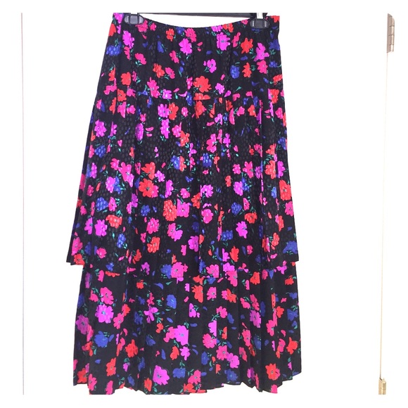 pleated two layer skirt